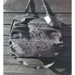 Skechers Taske i sort