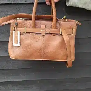 REDESIGNED MADA lille og smart taske