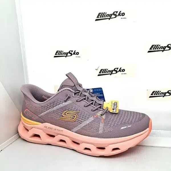 SKECHERS GLIDESTEP ALTUS Damesko