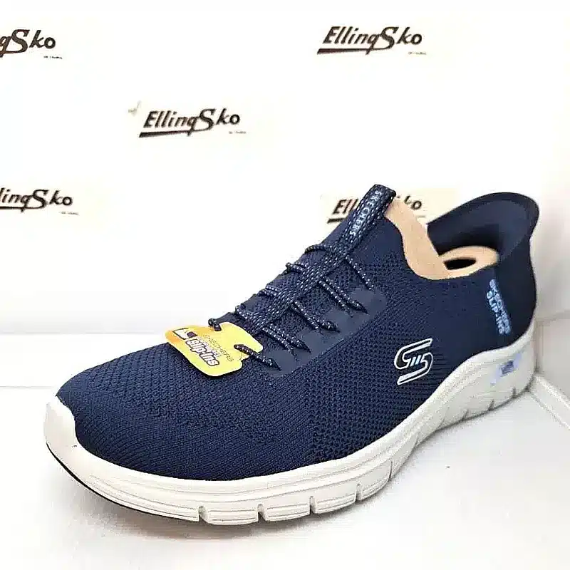 SKECHERS SLIP INN ARCH FIT 104