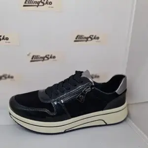 Ara sneaker med udskiftelig HighSoft dæksål