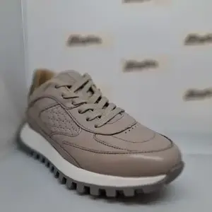 LLOYD Stella dame sneaker i skind