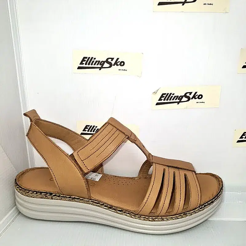 CHARLOTTE 1379 Damesandal i 3 flotte farver