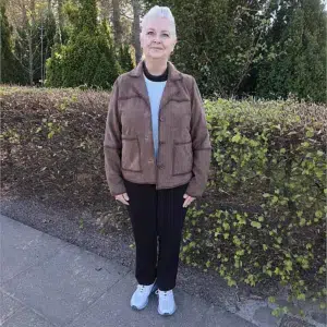 NOTYZ Dame skind blazer i nubuck